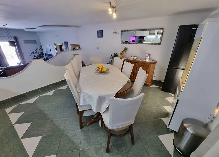 Feriehus In 41882 Jadranovo